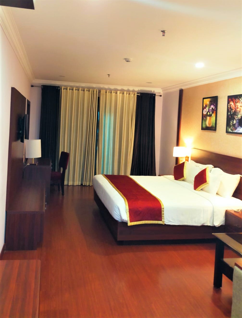 Seashore Residency | DELUXE ROOM